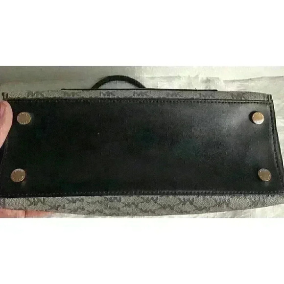 Michael Kors Bridgette Gray/Black Leather Tote Handbag Medium Size - Picture 6 of 13